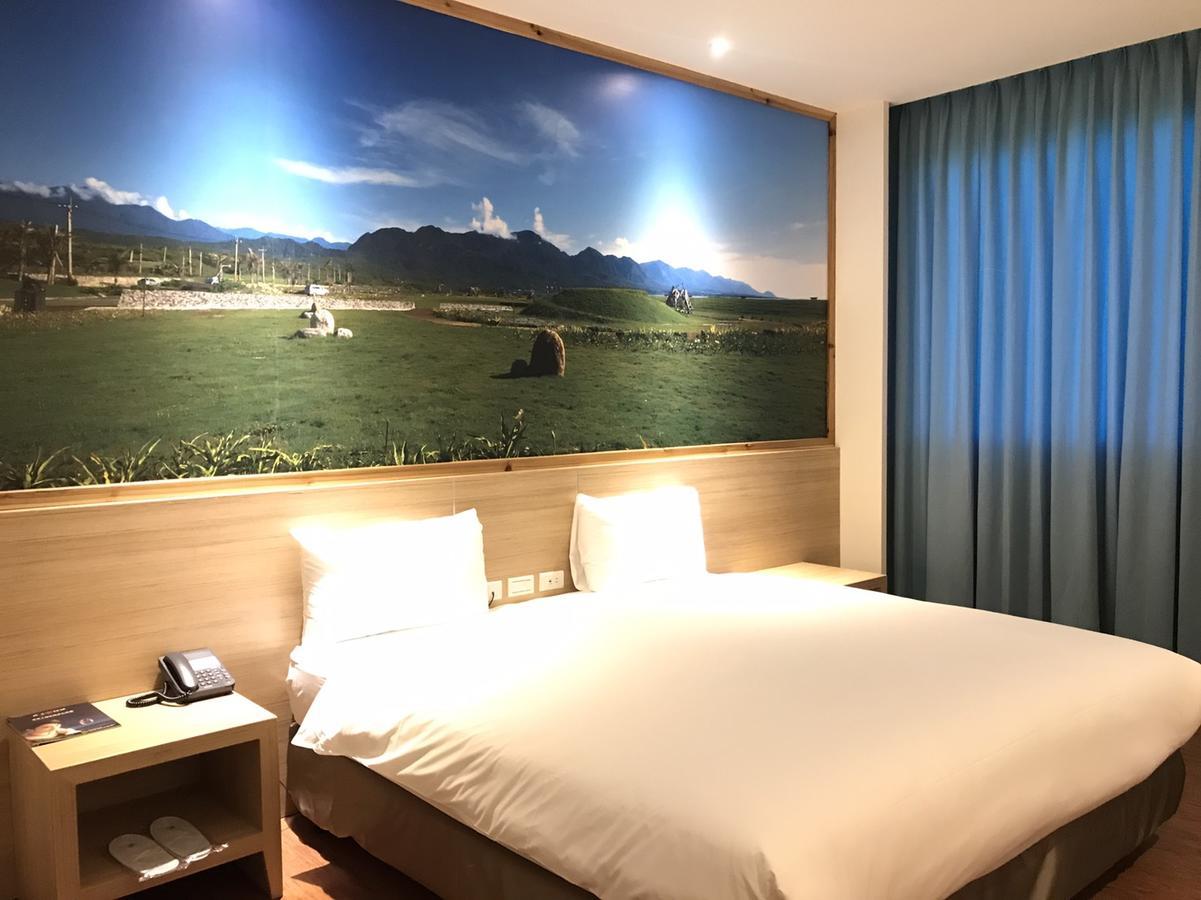 Готель 綺麗商旅園區館 Taitung Екстер'єр фото